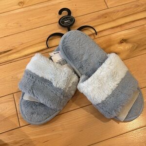 Mia & Tess Gray/blue Fuzzy slip on open toe  Slippers